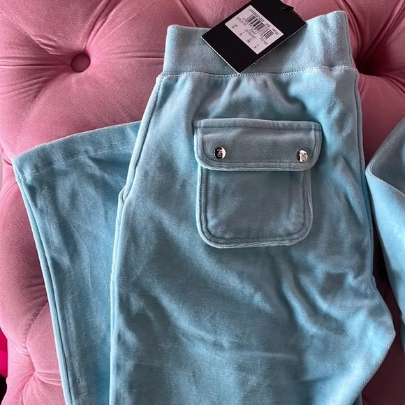 Baby Blue Juicy Couture track suit - Picture 2 of 11